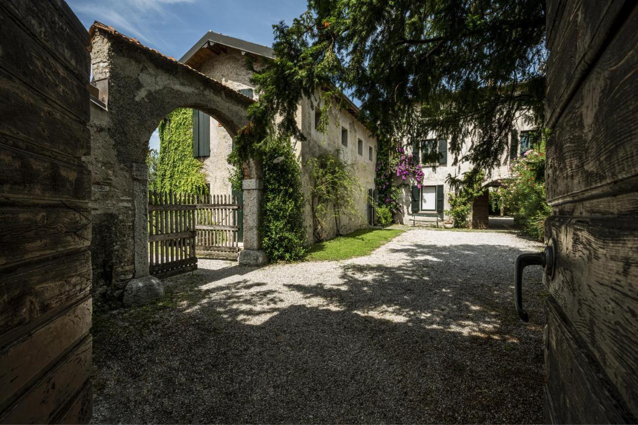 Agriturismo Le Chiusure San Felice del Benaco Luaran gambar